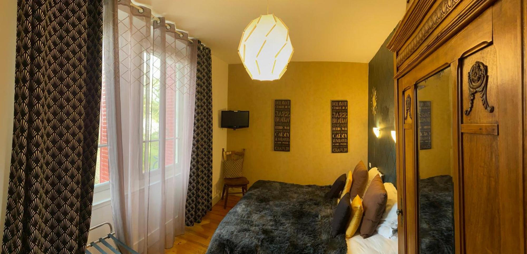Logis Hotel Bellevue Restaurant La Pomme D'Or Coucy-le-Château-Auffrique 외부 사진